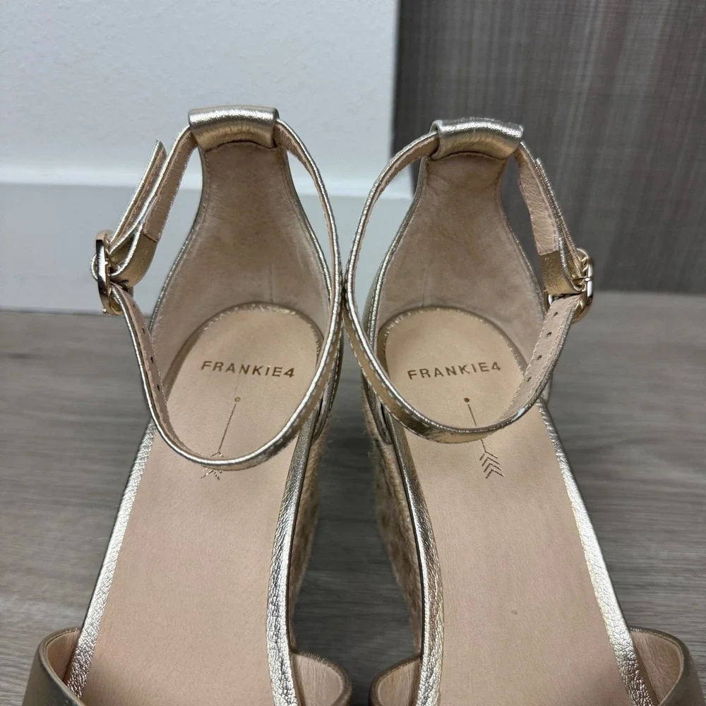 NEW FRANKIE4 Gold Tumbled Baker Wedge Heel Espadrille Leather Comfort Size 7